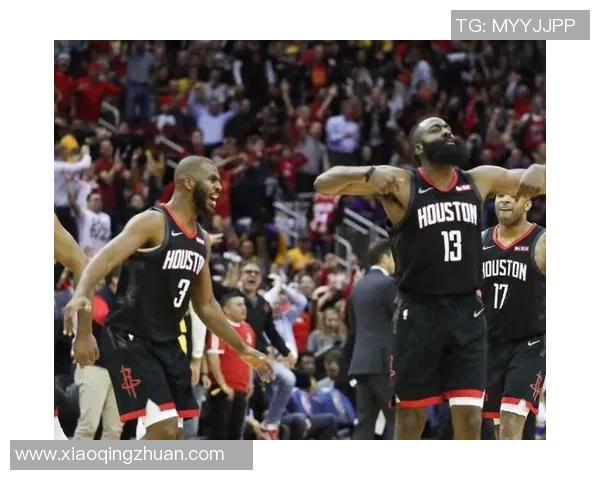 火箭队与76人队激战正酣球迷期待精彩对决与精彩表现